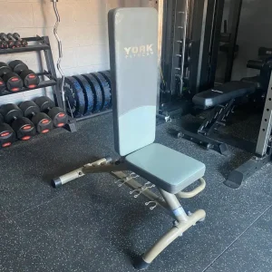 York heavy duty adjustable weight bench. Flat, incline, decline & 90 degrees - Image 3