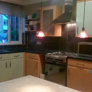 4 bedroom house in Fawcett Close, SW11 - Image 3