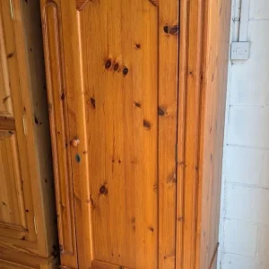 Solid pine single wardrobe with drawer