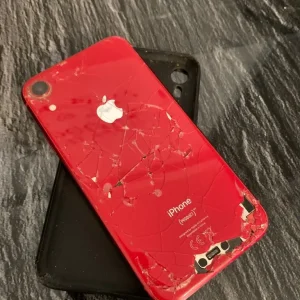 iPhone XR - Image 2