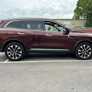 Renault Koleos 2018 Diesel 4x4 with All the Smart Features - Image 4
