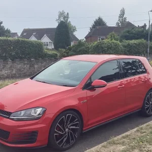 Volkswagen Golf Hatchback 2014 Manual 1.6L 5-door - Image 3