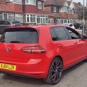 Volkswagen Golf Hatchback 2014 Manual 1.6L 5-door - Image 5