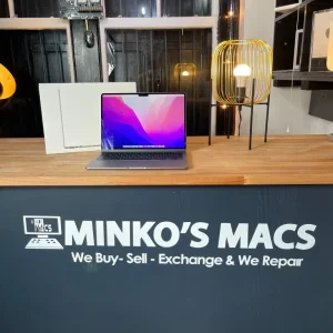Apple MacBook Pro 13.3-inch M2 Chip 8GB RAM 256GB SSD with Full Creative Suite