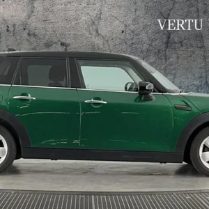 2023 MINI Cooper Classic 1.5 Premium 5-door Hatchback - Image 3