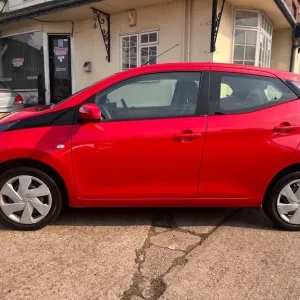 2018 Toyota Aygo 1.0 VVT-i x-play Euro 6 5-door hatchback - Image 5