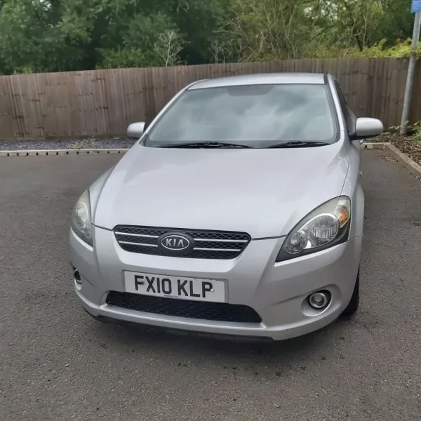Kia Ceed 2010 Hatchback Manual 1.6 Diesel