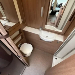 Burstner Ixeo 680G 2019 4 Berth Motorhome with Drop Down Bed - Image 7