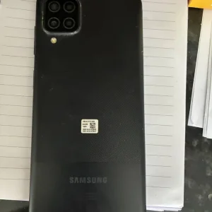 Samsung galaxy a12 64GB unlocked - Image 2