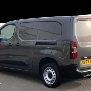 2024 Citroen Berlingo XL Diesel Van - Image 2