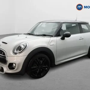 2018 MINI Hatch 2.0 Cooper S II 3dr with JCW Chili-Nav-Plus Pack - Image 3