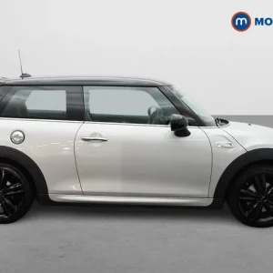 2018 MINI Hatch 2.0 Cooper S II 3dr with JCW Chili-Nav-Plus Pack - Image 8