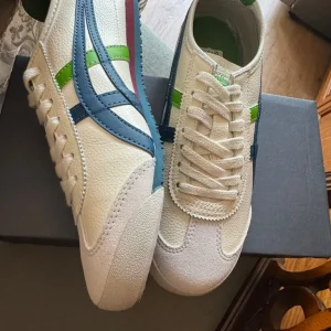 Tiger UK 6.5 trainers - Image 3