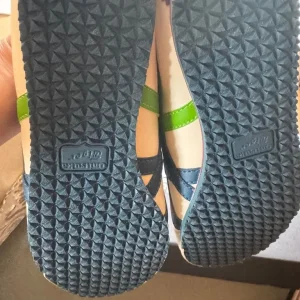 Tiger UK 6.5 trainers - Image 7