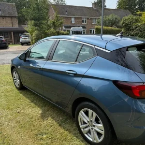 Vauxhall Astra 2016 Hatchback Manual 5-door - Image 3