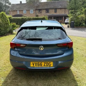 Vauxhall Astra 2016 Hatchback Manual 5-door - Image 4