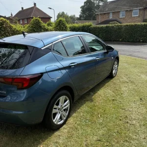 Vauxhall Astra 2016 Hatchback Manual 5-door - Image 6