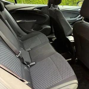Vauxhall Astra 2016 Hatchback Manual 5-door - Image 8