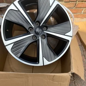 CUPRA FORMENTER 18in GENUINE ALLOY WHEELS - Image 6