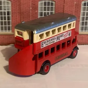 SCALE MODEL BUS 1932 OPEN-STAIRCASE LONDON GENERAL AEC - Image 3