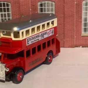 SCALE MODEL BUS 1932 OPEN-STAIRCASE LONDON GENERAL AEC