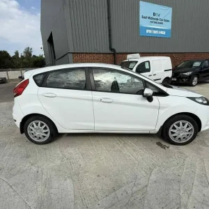 2012 Ford Fiesta 1.4 TDCi Edge 5-door - Image 5