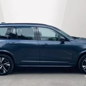 2024 Volvo XC90 Recharge Plus T8 AWD Plug-in Hybrid - Image 3