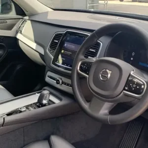 2024 Volvo XC90 Recharge Plus T8 AWD Plug-in Hybrid - Image 4