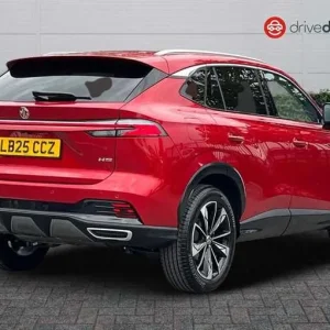 2025 MG HS 1.5 T-GDI Trophy SUV - Image 3