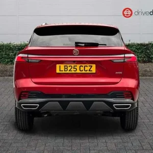 2025 MG HS 1.5 T-GDI Trophy SUV - Image 4