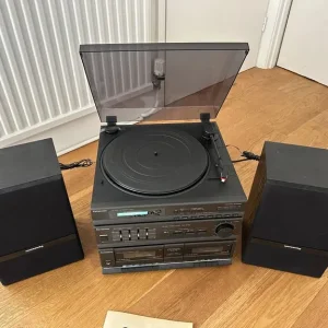 Panasonic SG-HM 10L Stereo HiFi Radio with Cassette, AUX, and Turntable