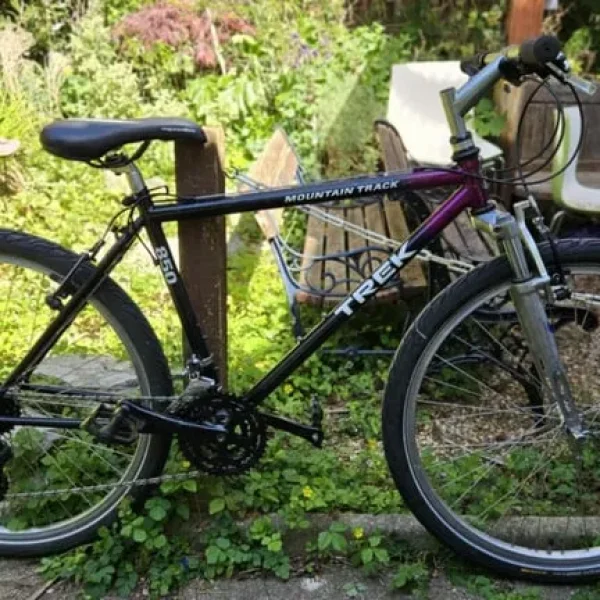 Trek Mountain Track 850 Bike (Serviced)