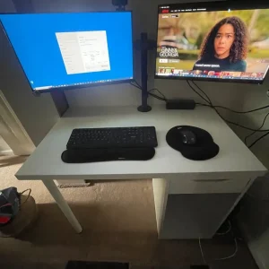 HP PC with dual monitors setup