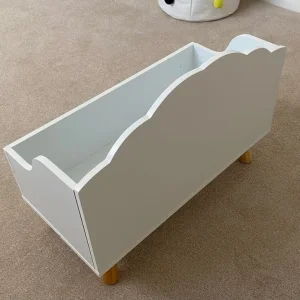 White cloud shaped toy box - Image 4