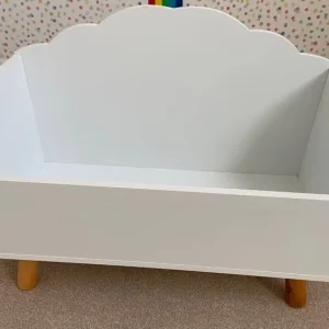 White cloud shaped toy box