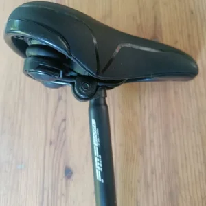 Comfort Bike Saddle and Alloy Seat Post - Image 4