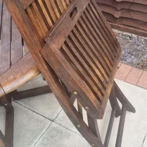 Solid hardwood garden patio set with parasol - Image 7