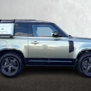 2023 Land Rover Defender 3.0 D250 X-Dynamic HSE 90 3dr Auto SUV Diesel Automatic - Image 5