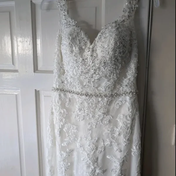 wedding dress