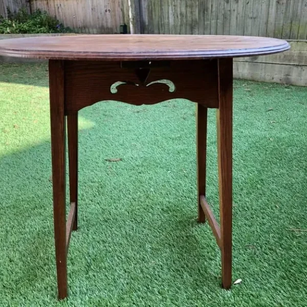 Oval table