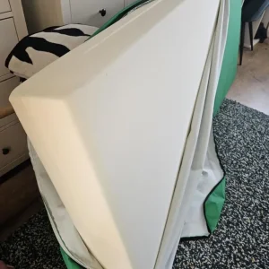 foam mattress with waterproof green cover - Image 4
