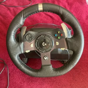 Logitech steering wheel, pedals and shifter - Image 2