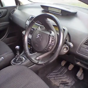 Citroen C4 Hatchback 2005 Manual 5-door - Image 5