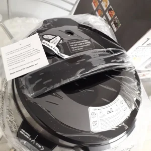 DIGITAL PRESSURE COOKER, NEVER BEEN USED - Image 2