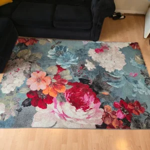 Large Heavy Floral Rug - Image 2