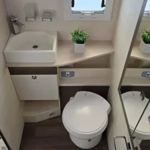 Chausson Welcome 640 4 Berth End Washroom Motorhome 2018 - Image 7