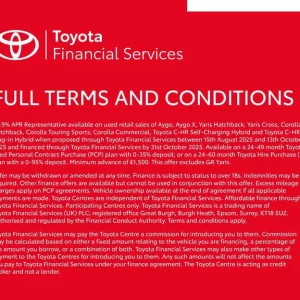2023 Toyota Yaris Cross 1.5L Hybrid Excel 5-door SUV - Image 3