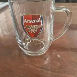 Arsenal glass mug with logo - Image 2
