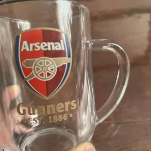 Arsenal glass mug with logo - Image 5