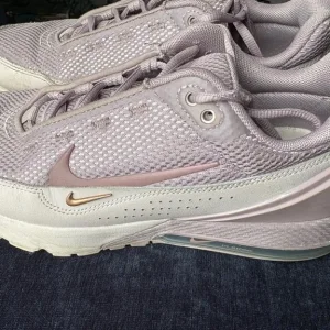 Nike Pulse Max - Image 2